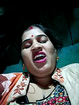 AmyJacobs – webcam model profile photo Image 6