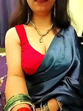 RebekaRusso – webcam model profile photo Image 6