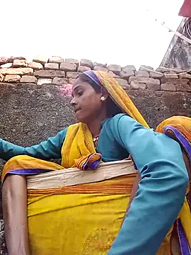 TianaTinn – webcam model profile photo Image 12