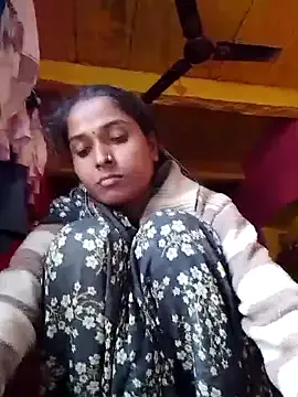 TianaTinn – webcam model profile photo Image 13