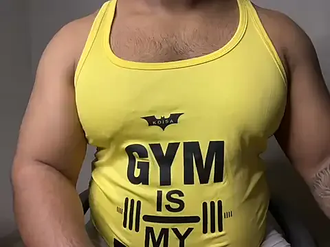 Yui-Ch – webcam model profile photo Image 4