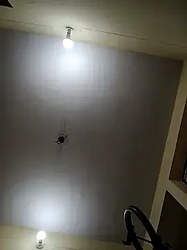 Mia--meow – webcam model profile photo Image 6