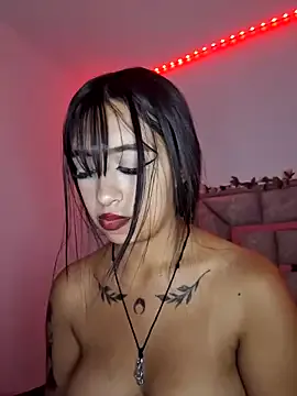 Arianna – webcam model profile photo Image 5