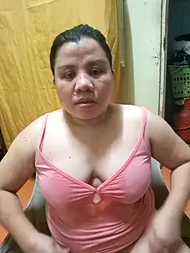 BeIIaDiana – webcam model profile photo Image 2