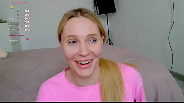 _Alice_1 – webcam model profile photo Image 13