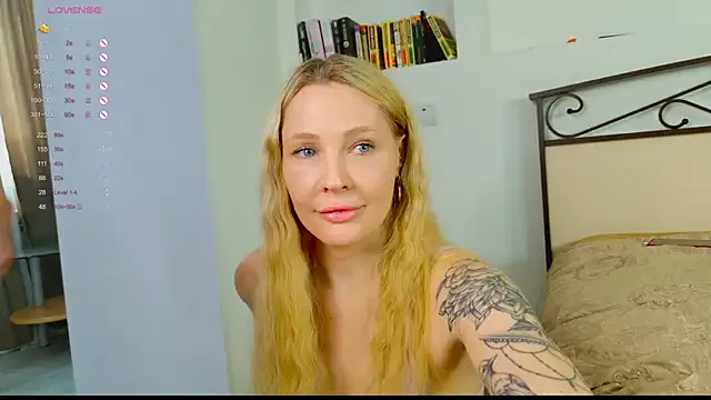 _Alice_1 – webcam model profile photo Image 7