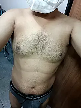 PumaShyXD – webcam model profile photo Image 6