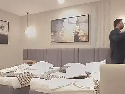 couple17 – webcam model profile photo Image 15