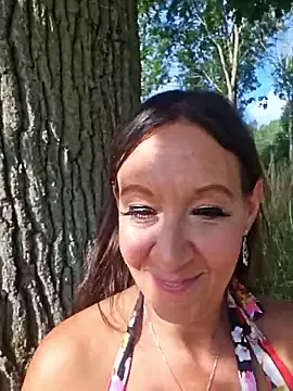 ClaireBree – webcam model profile photo Image 3