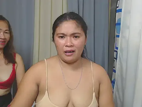  – webcam model profile photo Image 12