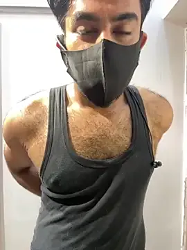 roouse – webcam model profile photo Image 18