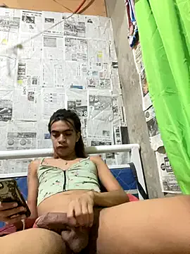 Shiny_Jennifer – webcam model profile photo Image 4