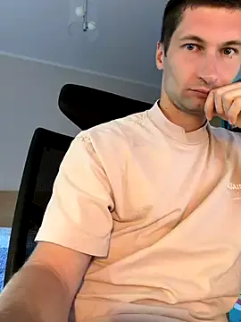 wawagi – webcam model profile photo Image 17