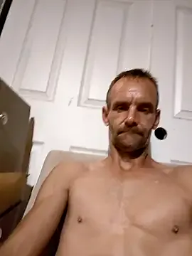 Fizozoo – webcam model profile photo Image 13