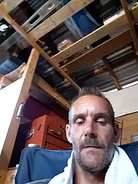 Fizozoo – webcam model profile photo Image 14