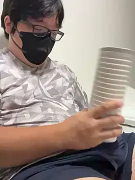 maataaan – webcam model profile photo Image 14