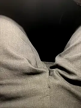 maataaan – webcam model profile photo Image 3