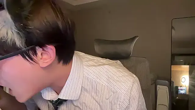 NANA_7 – webcam model profile photo Image 17