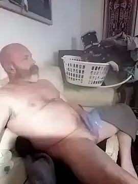 roouse – webcam model profile photo Image 13