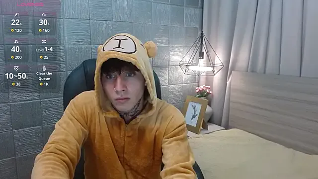  – webcam model profile photo Image 2