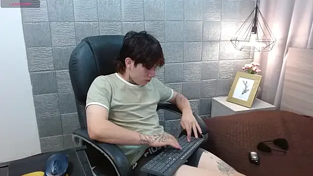 yuuki8910 – webcam model profile photo Image 7