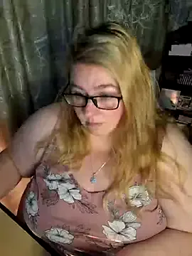 winter11 – webcam model profile photo Image 5