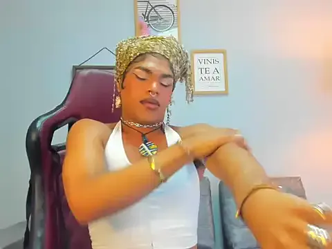 chanbery – webcam model profile photo Image 6