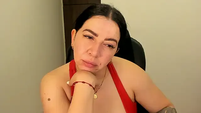  – webcam model profile photo Image 10