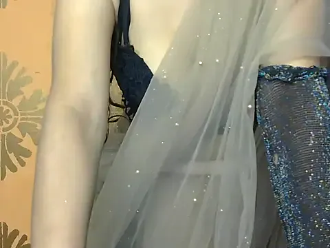 GouGou-111 – webcam model profile photo Image 7