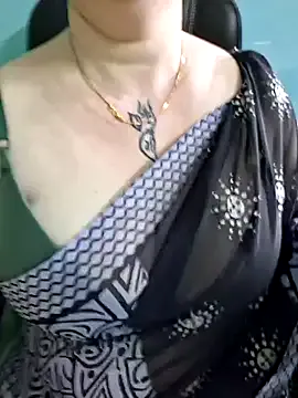 Sofiyaa_39 – webcam model profile photo Image 17