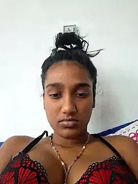 Sofiyaa_39 – webcam model profile photo Image 7