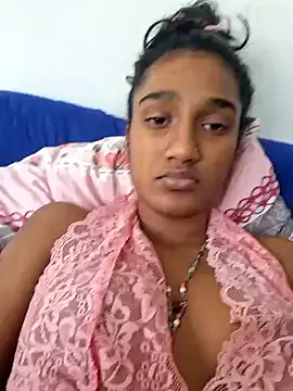 Sofiyaa_39 – webcam model profile photo Image 9