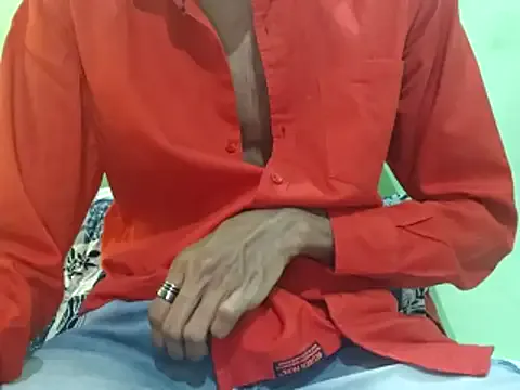 Yui-Ch – webcam model profile photo Image 10