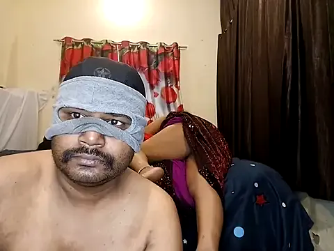 neha_rohan12 – webcam model profile photo Image 11