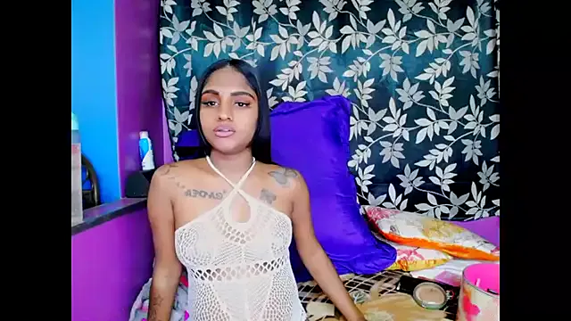 SherlynBhabhi – webcam model profile photo Image 3