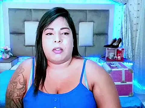 RollDolls – webcam model profile photo Image 17