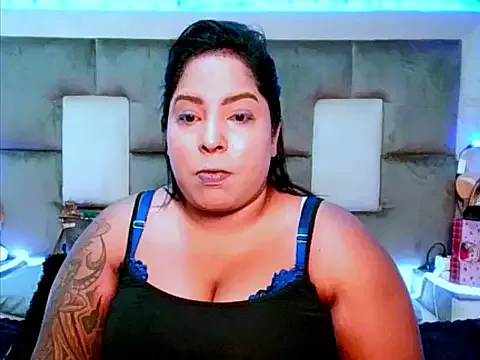 RollDolls – webcam model profile photo Image 8