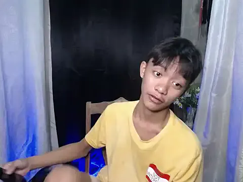  – webcam model profile photo Image 9