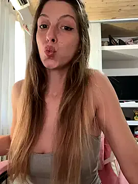 AnnAbbey – webcam model profile photo Image 18