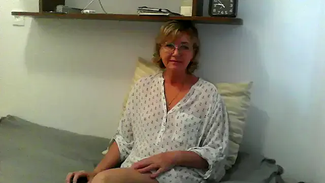 nathi_poyo – webcam model profile photo Image 12