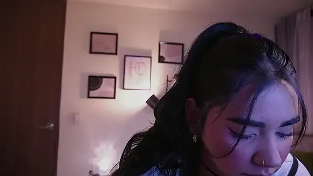 NolanMia – webcam model profile photo Image 19