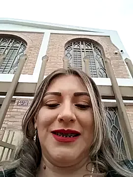 Isabellaa_Garcia_ Image 18