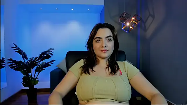 _Alice_1 – webcam model profile photo Image 16