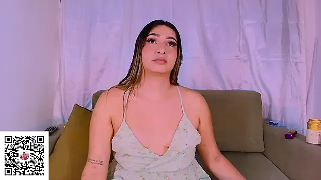 Hot_Mayra25 – webcam model profile photo Image 10