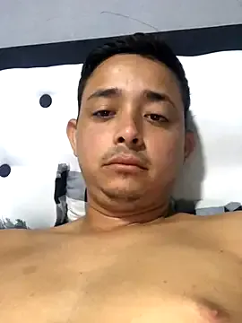  – webcam model profile photo Image 17