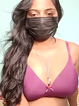 Yui-Ch – webcam model profile photo Image 9