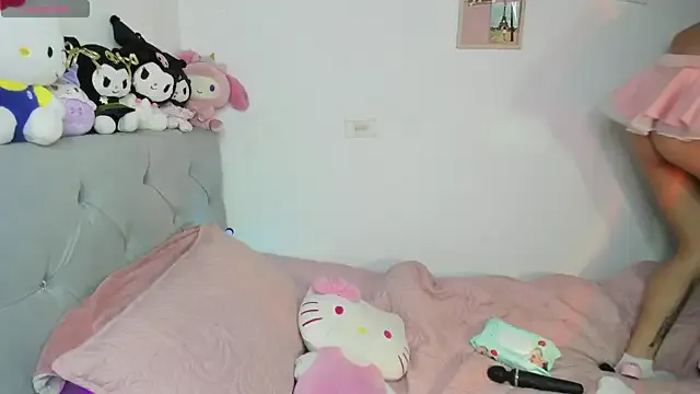 MAIKA_pyon – webcam model profile photo Image 5