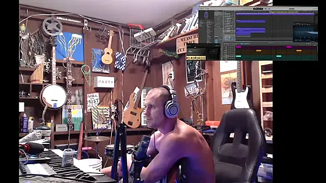 JerkDaddy72 – webcam model profile photo Image 6