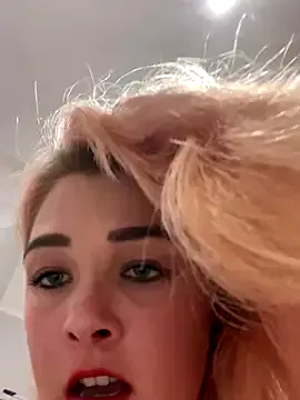 NA-KAREN-V8 – webcam model profile photo Image 6