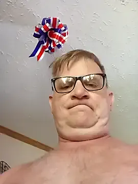  – webcam model profile photo Image 10